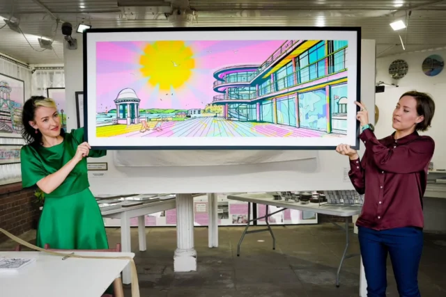 I’ve finally managed to finish our blog post! 🧡 It’s a little roundup of our Seaside Art-Deco Summer Event from a few weeks ago 🌞

The last few weeks have been very busy with some amazing house commissions, but I think the blog post gives a good feel for what the event was like 💙💛🩷

If you couldn’t make it this time, hopefully you can come along to our next one… maybe even a winter edition! ❄️

Click the link in our bio (or below) to read the full post and see all the photos! 💜

https://www.twofacedtwins.com/news-events/our-5-year-anniversary-event/

.
Photographer @mikebdesigns 
.
.
.
#twofacedtwins ##worthingtwins #delawarrpavilion #shorehamairport #saltdeanlido #artdecoparty